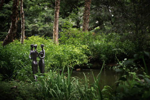 The Three Graces. Sculpture by Gerhard Marcks, photograph by Scott Spaeth.