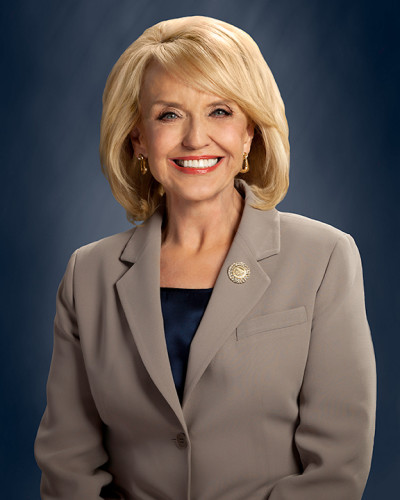 Arizona Governor Jan Brewer (official portrait)