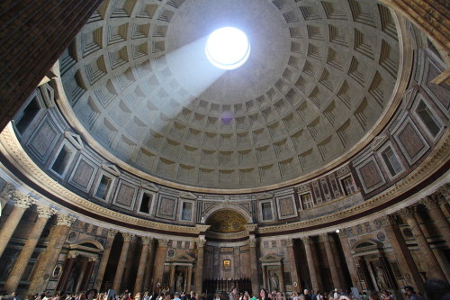 Pantheon [Photo Credit: Richjheath Public domain via Wikimedia Commons]