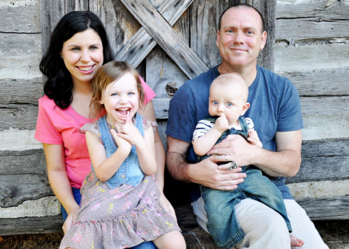 Bert and Felicia Dahl, along with their two children. Photo credit - seekerstemple.com