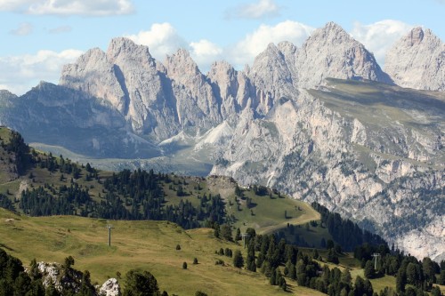 Dolomite Mountains, Italy [Photo Credit: philipbouchard Flickr]
