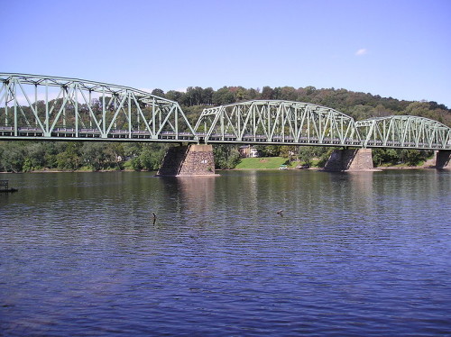 The bridge that caught me. Photo by Aerolin55.