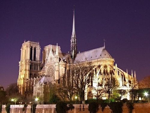 Notre-Dame still sits at the center of Paris. [Photo Credit: Atoma via Wikimedia]
