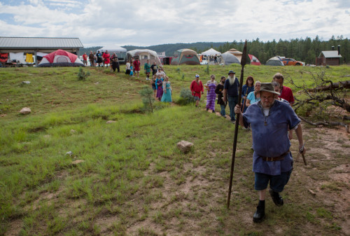 A group of Heathens march to a ritual at Christopher Creek, Arizona. Courtesy of Lauren Pond.