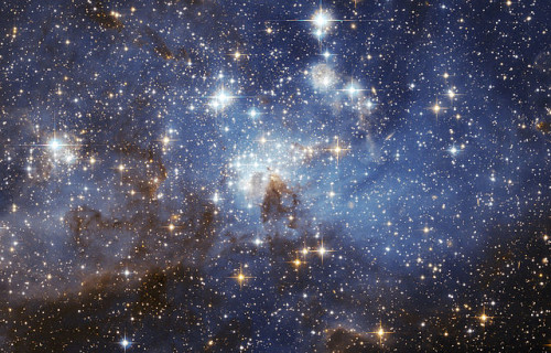 ["Starsinthesky" by ESA/Hubble. / Wikimedia]