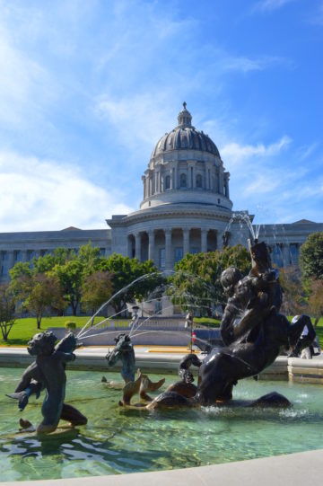 Goddesses on capitol buildings and the separation of church and state