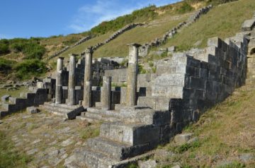 Vandals damage Nymphaeum in Albania