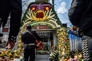 Opinion: Santa Muerte Worshipers Confronted by a Christian Preacher