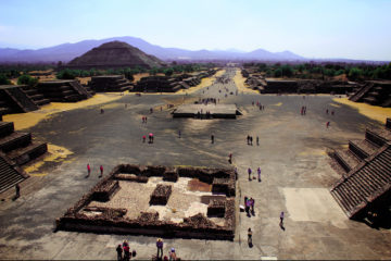 Teotihuacán damaged by prohibited construction