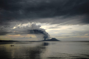Impacts of Bronze Age volcanic eruptions